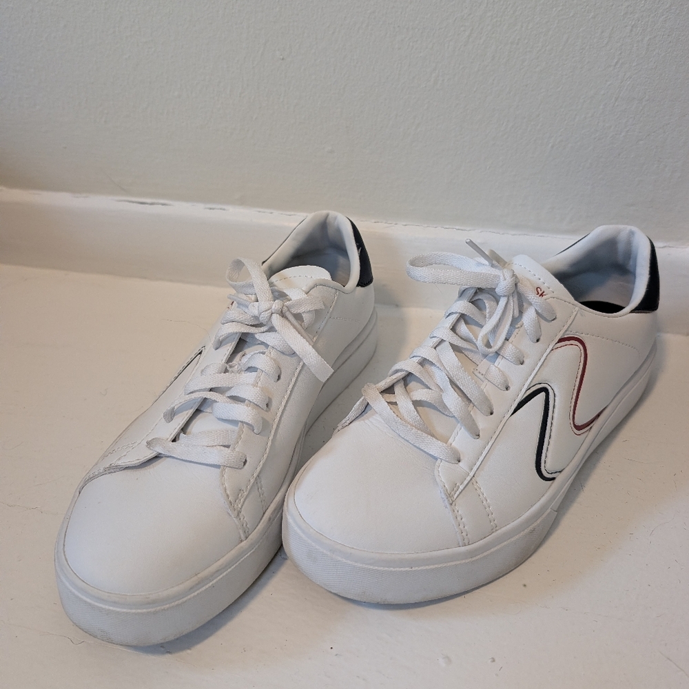 Skechers Memory Foam Sneakers